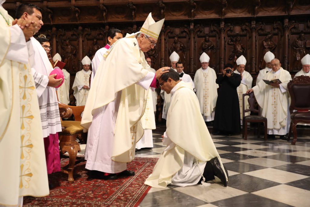 Ordenación Episcopal de Obispos Auxiliares de Lima - Arzobispado de Lima
