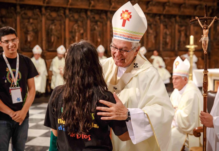 Invitación del Arzobispo de Lima al Encuentro de Delegados Juveniles