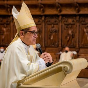 Monseñor Cornejo: Actuar sin miedo en favor de los más necesitados