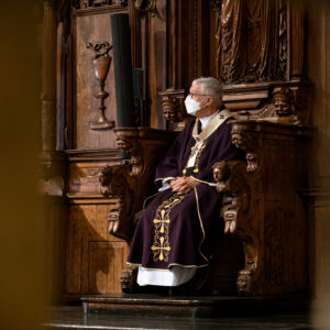 Mons. Castillo: «El Señor nos inspira a reflexionar, esclarecer y solucionar nuestros problemas»