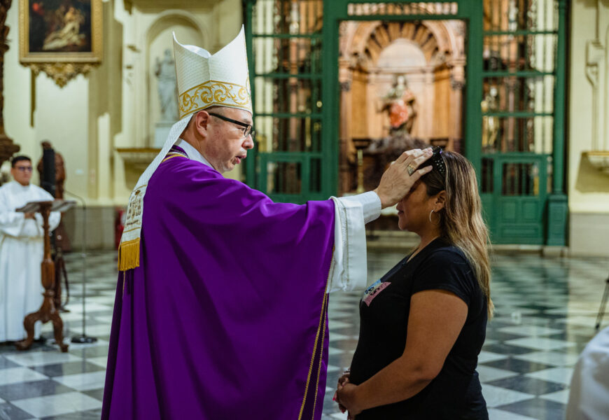 Miércoles de Ceniza en Catedral de Lima