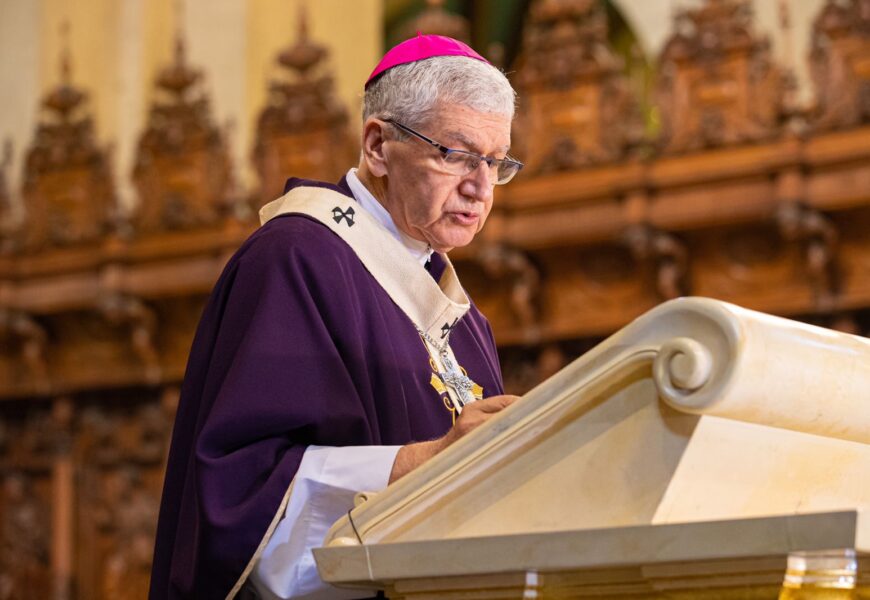Monseñor Castillo: «Salir del sepulcro y levantarnos de todo signo de muerte»