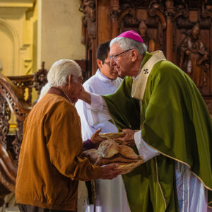 Mons. Castillo: «Anunciar y compartir el Evangelio con el testimonio de nuestra vida»