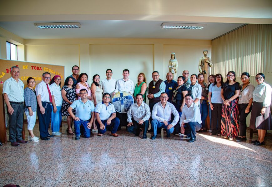 ODEC y Arzobispado de Lima otorgaron becas de maestrías en Educación
